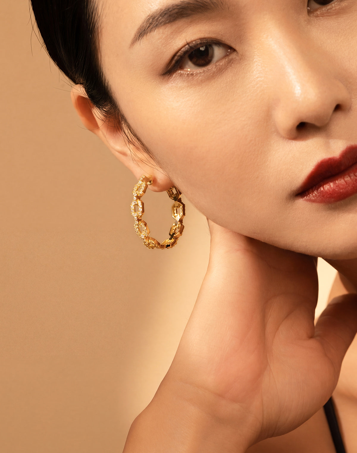 BE RADIANT Hoop Earrings 35.0mm - Gold